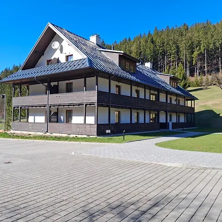 Polansky Dvur * Velké Karlovice