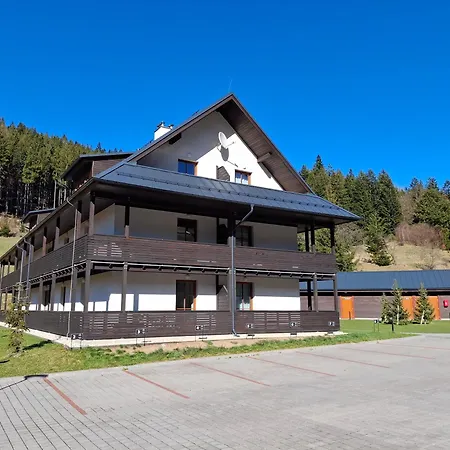 アパート Polansky Dvur Velké Karlovice